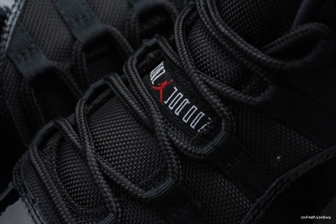 378037-010 Jordan Bred Retro (2012) Air 11 0830